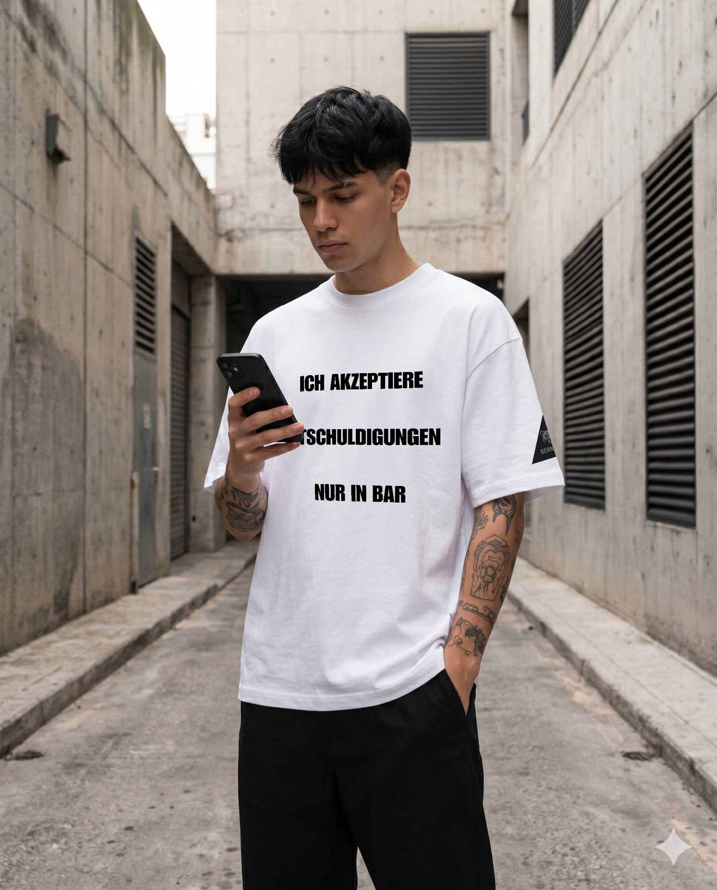 i only accept apologies in cash • white | black • relaxed tee • unisex • in 4 languages